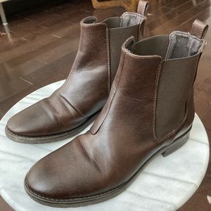Will’s Vegan Smart Chelsea Boots